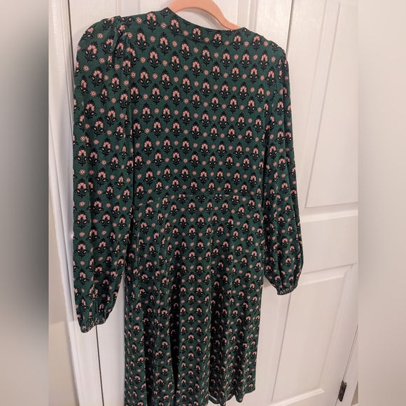 Easy Fixed Wrap Jersey Dress - Hunter Green, Tapestry Bud - Picture 6 of 6